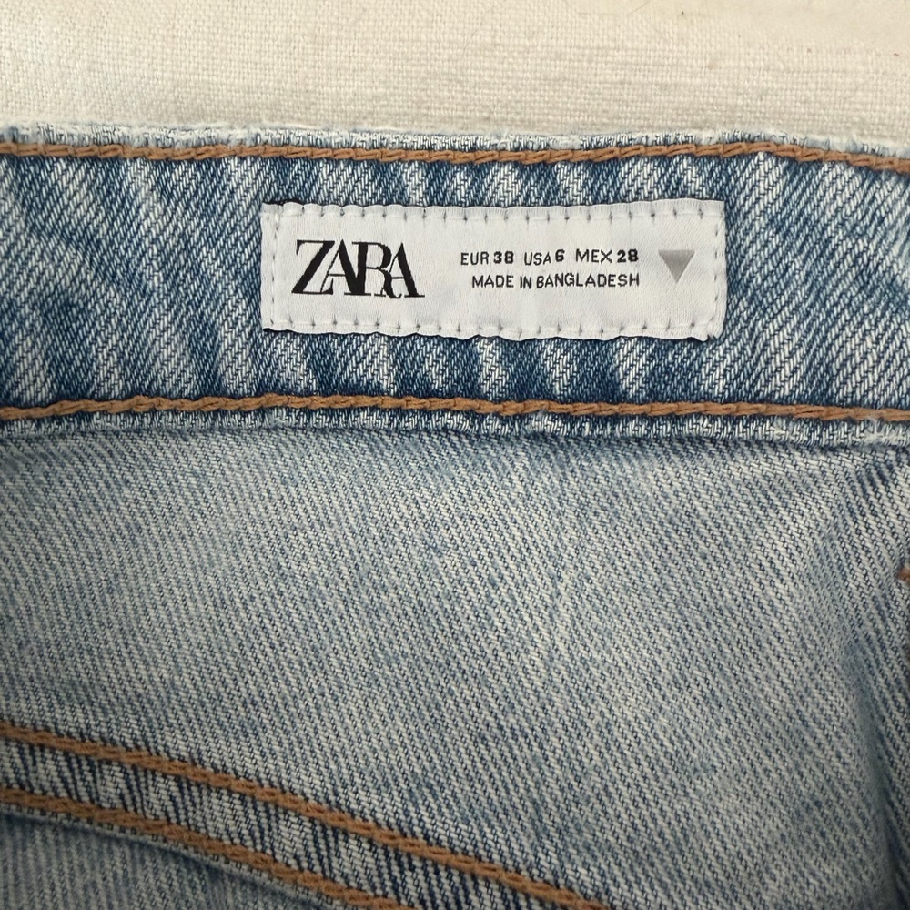 Zara Women’s Light Blue Barrel Jeans - Picture 3 of 5